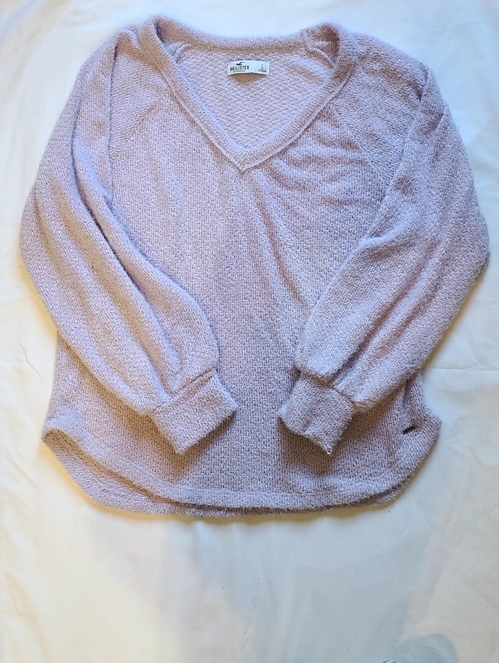 Hollister Soft Lavender V-Neck Pullover Sweater